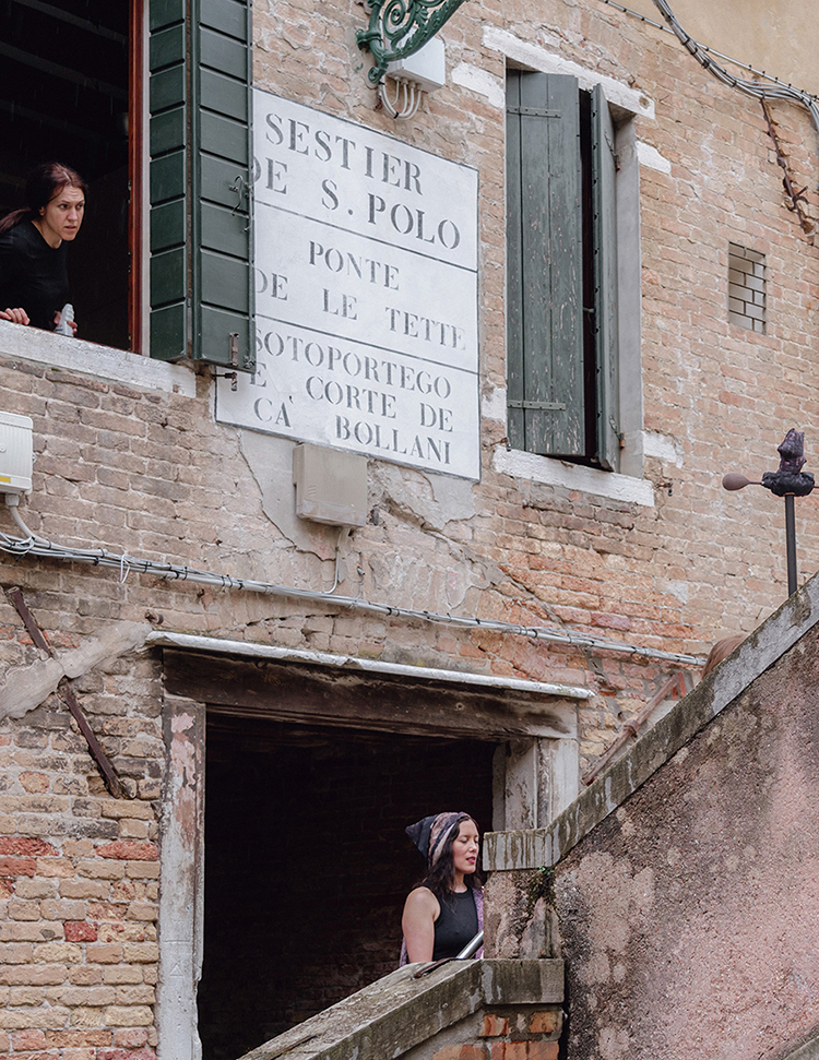 Low res 056 Gayle Chong Kwan The Lotus Eaters Fondation Valmont Venice photo Nico Covre